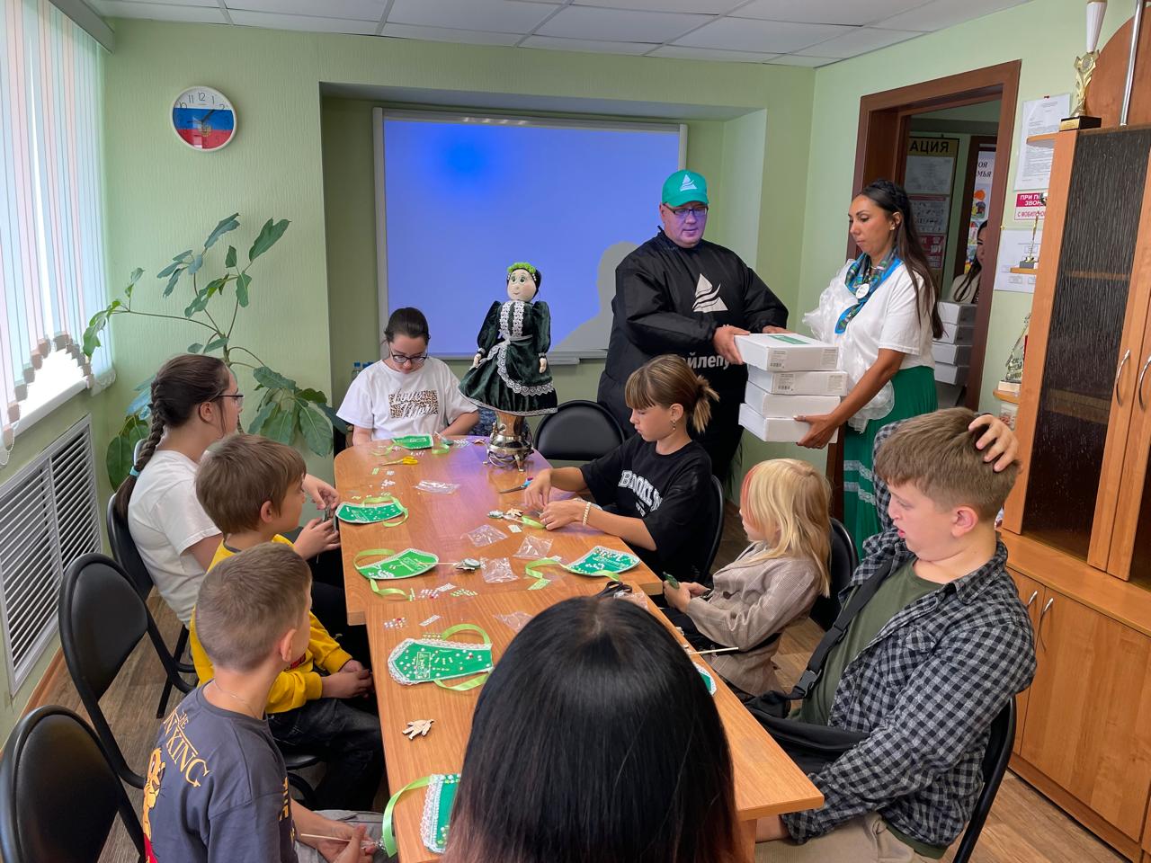 «Разрез Тайлепский» провел благотворительный мастер-класс для детей с ограниченными возможностями