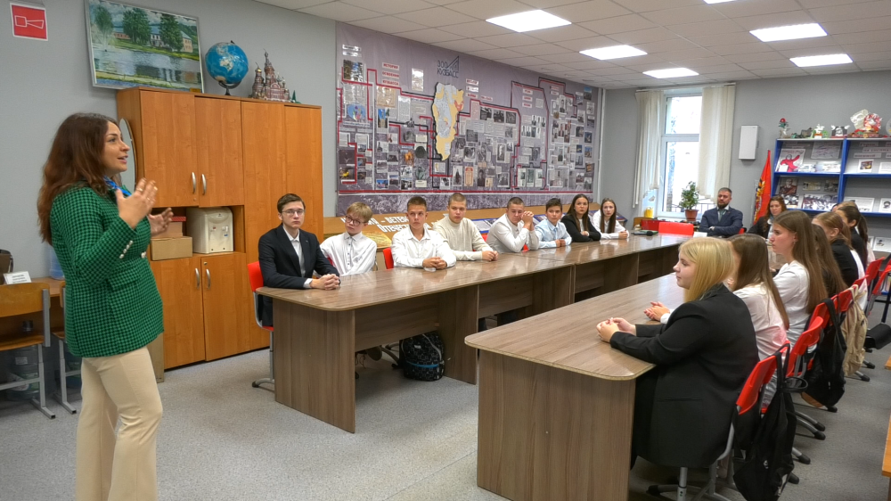 Разрез Тайлепский провел профориентационное мероприятие для Лиги отличников