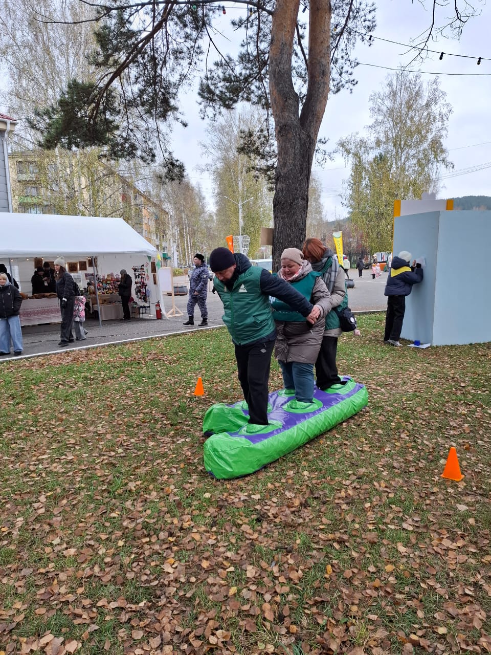  Сотрудники «Разреза Тайлепский» приняли участие в Тыква-фесте в Калтане